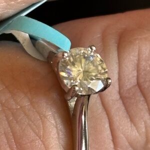 Classic Solitaire Round-Cut Moissonite Engagement Ring